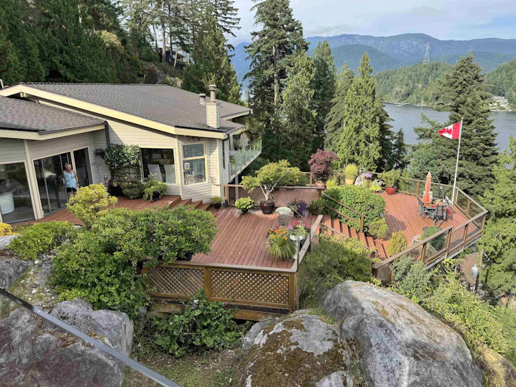 1584 Look Out Point, North Vancouver, BC, V7G 1X9 - 40