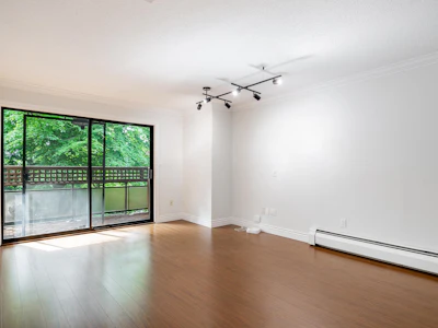 301-2320 W 40th Avenue - 2