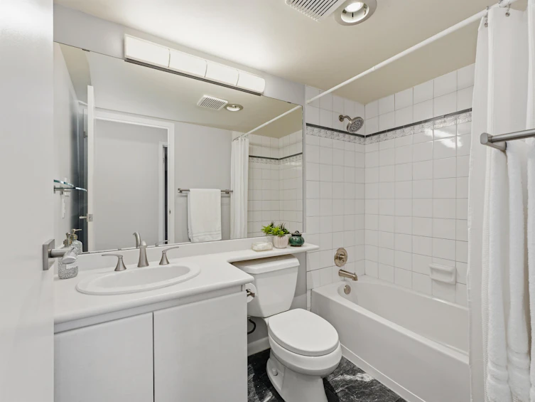 901-1566 W 13th Avenue, Vancouver, BC, V6J 2G4 - 28
