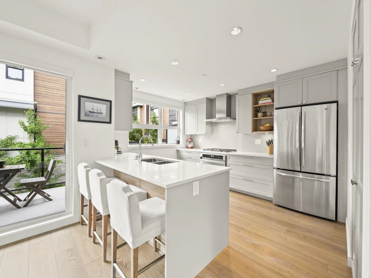 7-856 Orwell Street, North Vancouver, BC, V7J 0C2 - 3