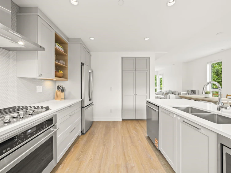 7-856 Orwell Street, North Vancouver, BC, V7J 0C2 - 11