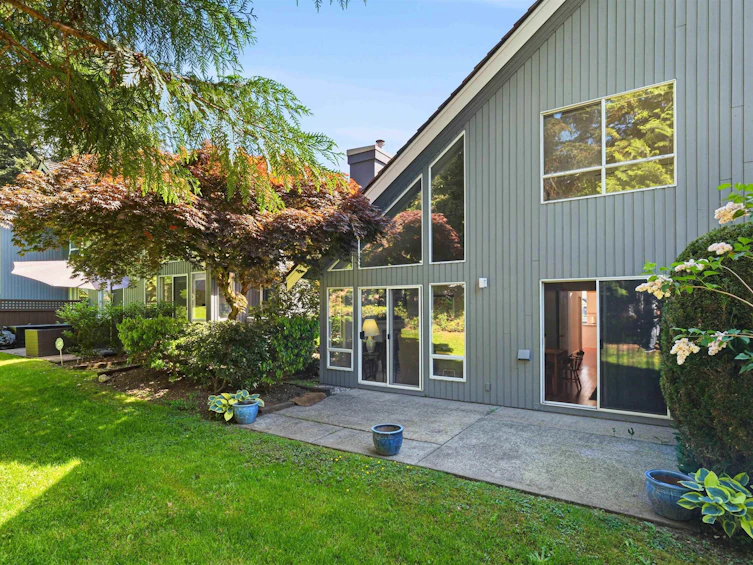 5-1925 Indian River Crescent, North Vancouver, BC, V7G 2P7 - 4