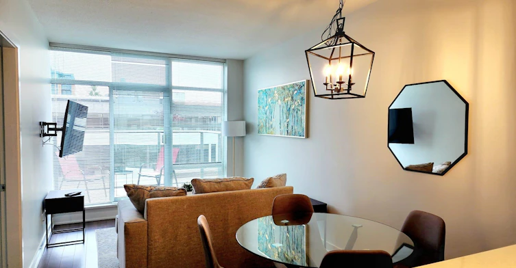 814-1777 W 7th Avenue, Vancouver, BC, V6J 0E5