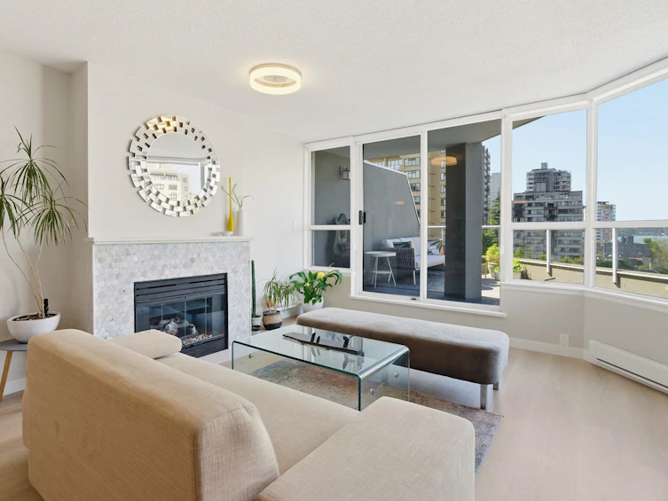 701-1771 Nelson Street, Vancouver, BC, V6G 1M6 - 2