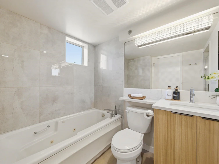 701-1771 Nelson Street, Vancouver, BC, V6G 1M6 - 20