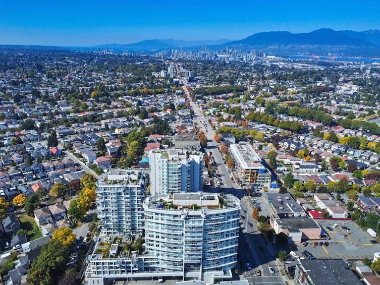 312-2220 Kingsway, Vancouver, BC, V5N 2T7