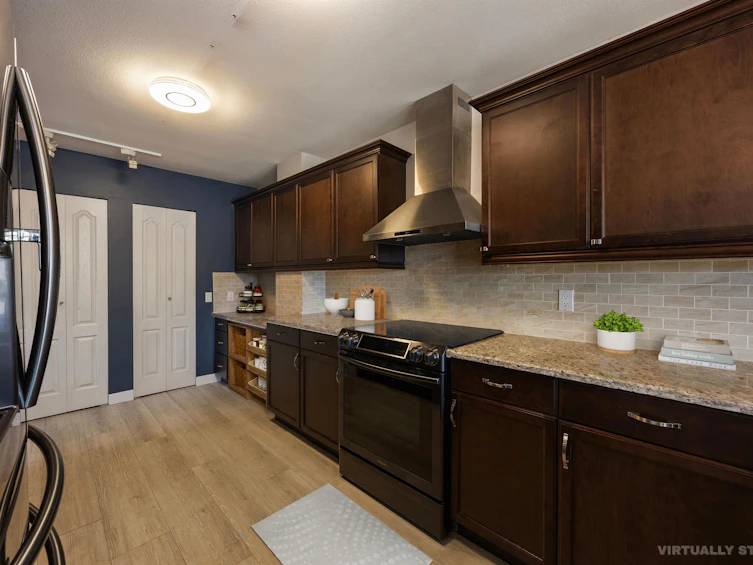 7-5201 Oakmount Crescent, Burnaby, BC, V5H 4S8 - 7