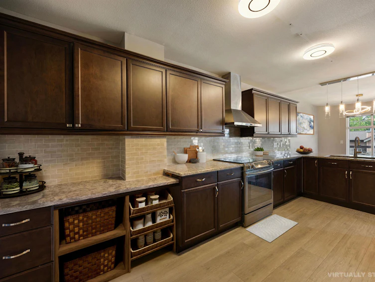 7-5201 Oakmount Crescent, Burnaby, BC, V5H 4S8 - 5