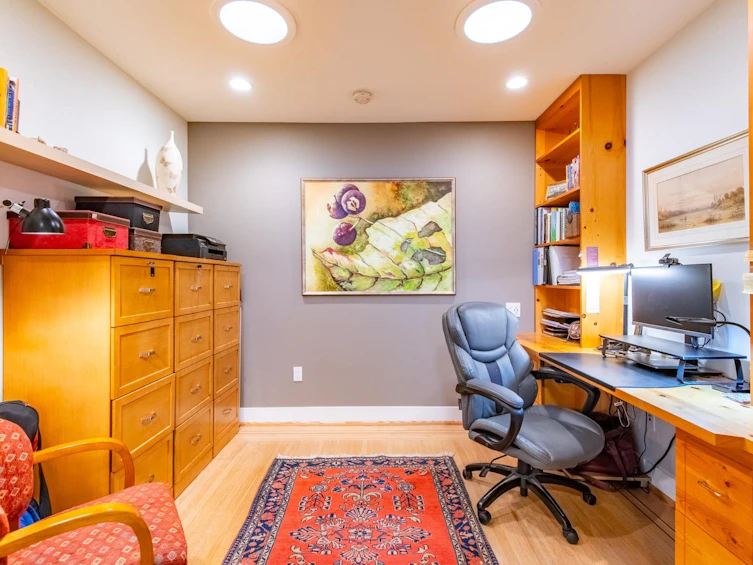 412 W 21st Avenue, Vancouver, BC, V5Y 2E7 - 8