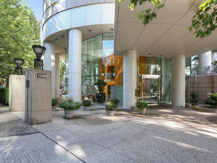 1203-1200 Alberni Street, Vancouver, BC, V6E 1A6 - 2