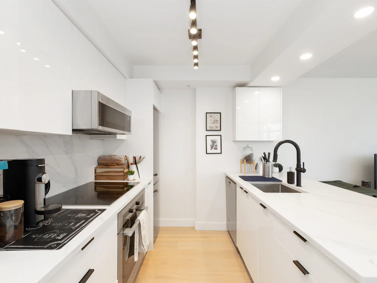 1203-1200 Alberni Street, Vancouver, BC, V6E 1A6 - 10