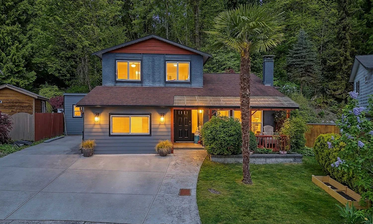 1282 Bluff Drive