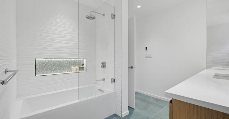 1816 Whyte Avenue, Vancouver, BC, V6J 1B2 - 16