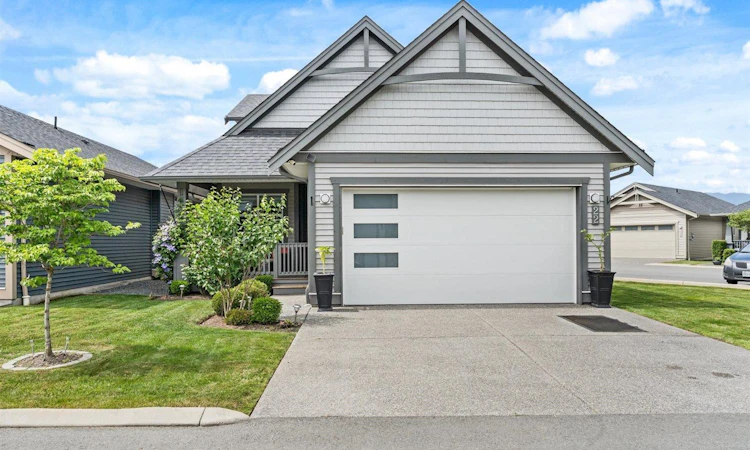 22-6211 Chilliwack River Road