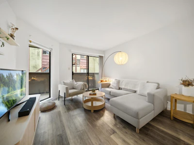 209-975 W 13th Avenue - 2