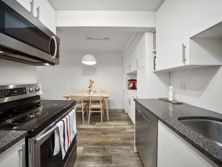 209-975 W 13th Avenue, Vancouver, BC, V5Z 1P4 - 14