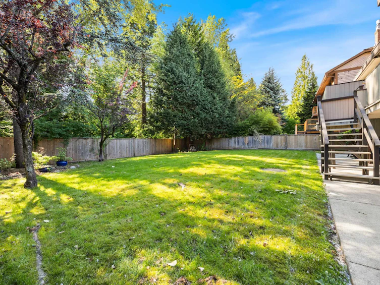 7889 Woodhurst Drive, Burnaby, BC, V5A 4C4 - 38