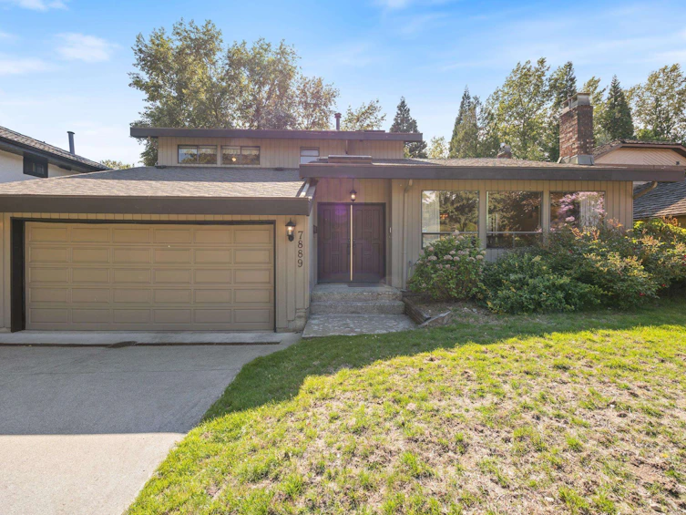 7889 Woodhurst Drive, Burnaby, BC, V5A 4C4