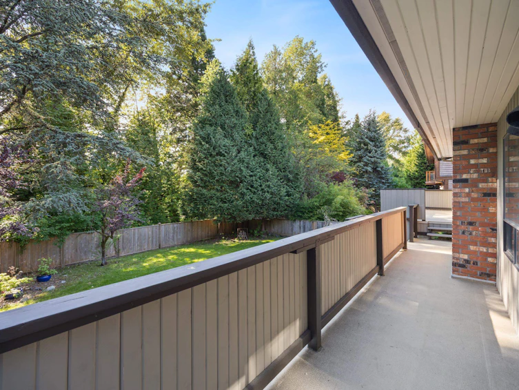7889 Woodhurst Drive, Burnaby, BC, V5A 4C4 - 32