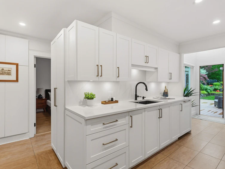 4467 St. George Street, Vancouver, BC, V5V 4A5 - 9