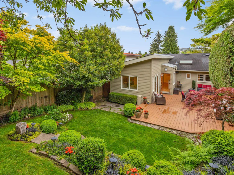 4467 St. George Street, Vancouver, BC, V5V 4A5 - 30