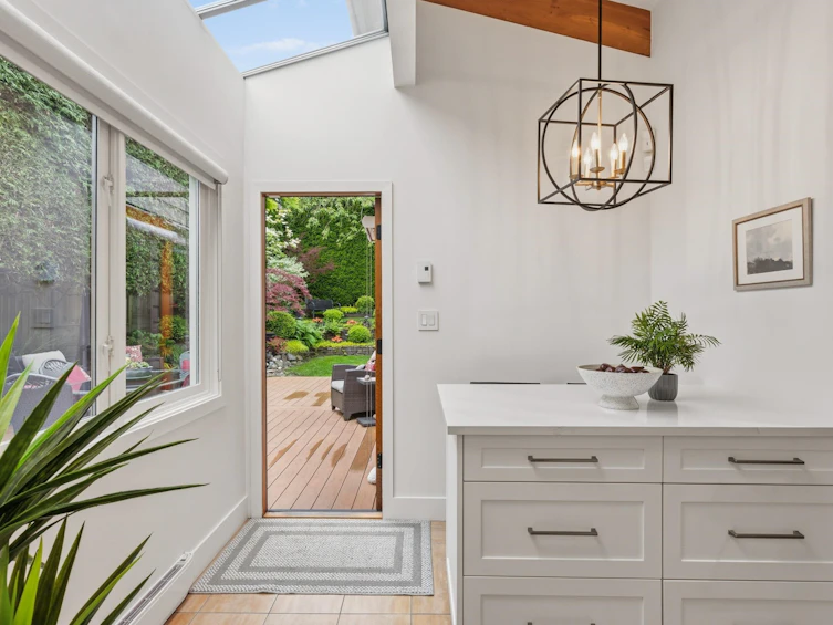 4467 St. George Street, Vancouver, BC, V5V 4A5 - 13
