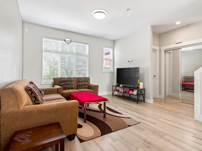 14-20852 77a Avenue - 3