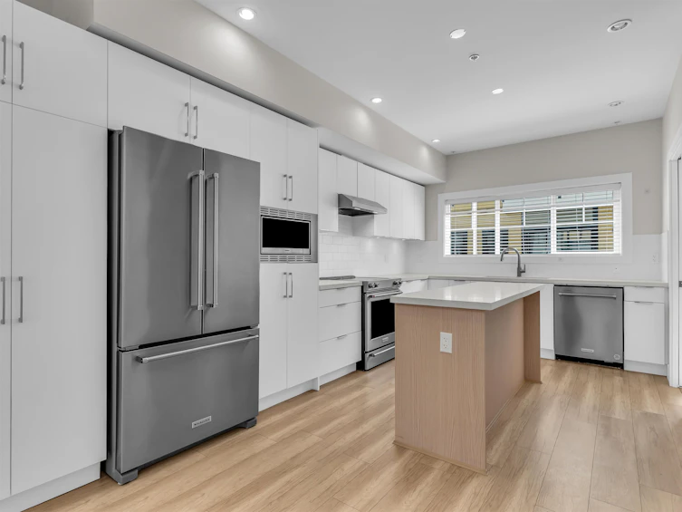 208-80 Elgin Street, Port Moody, BC, V3H 0M6 - 3