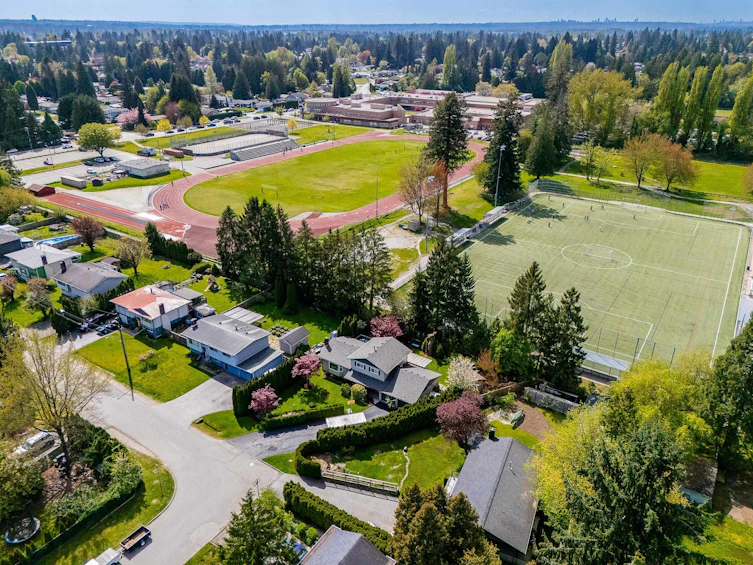 12305 221 Street, Maple Ridge, BC, V2X 5T4 - 37