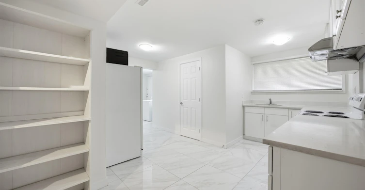 Lower-1106 Duthie Avenue, Burnaby, BC, V5A 2R4 - 6