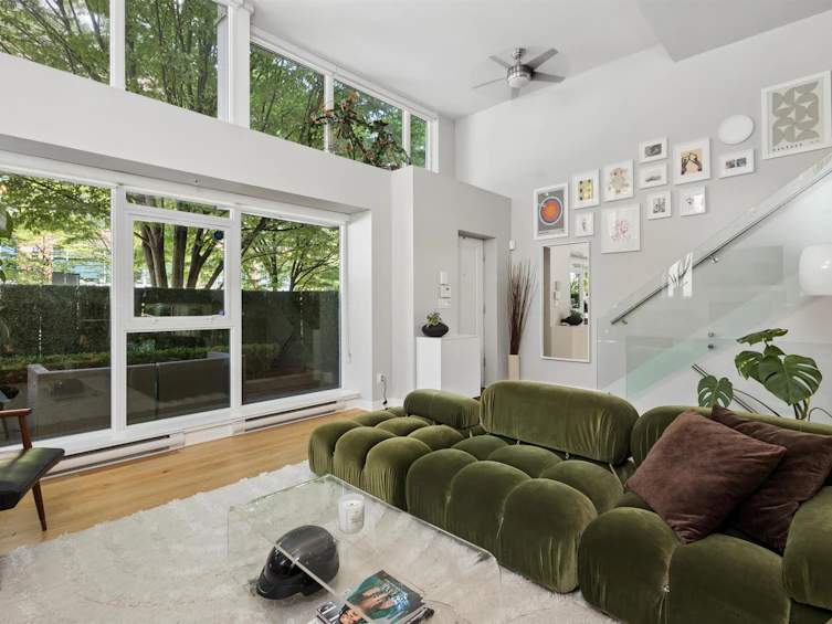 428 Helmcken Street, Vancouver, BC, V6B 0B1 - 3