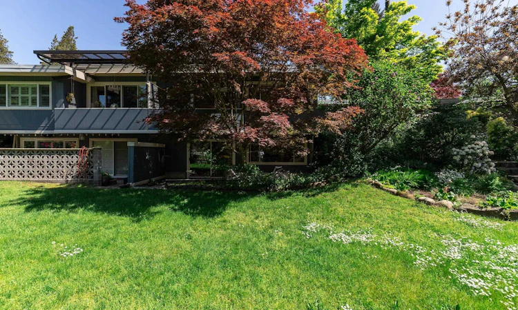 3665 Edgemont Boulevard
