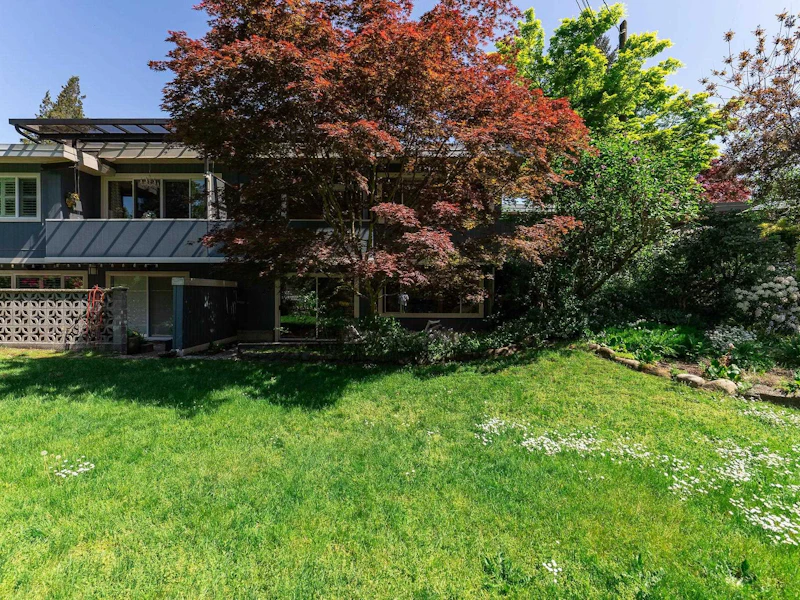 3665 Edgemont Boulevard, North Vancouver BC V7R 2P6