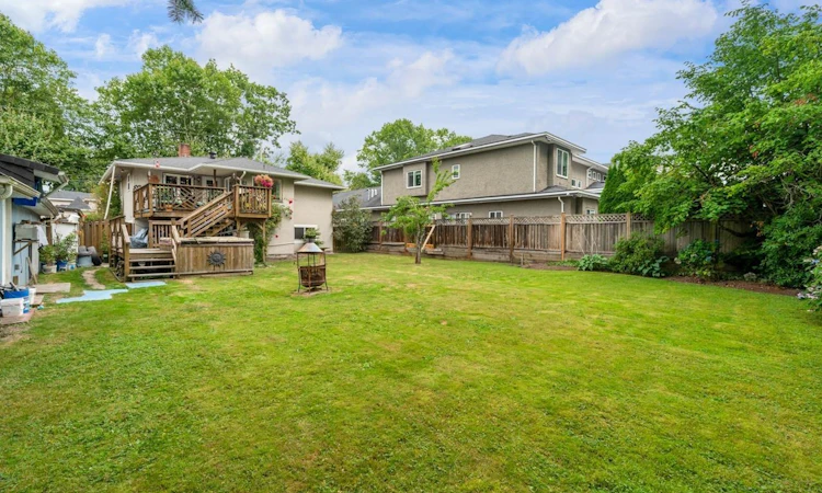 10320 Caithcart Road