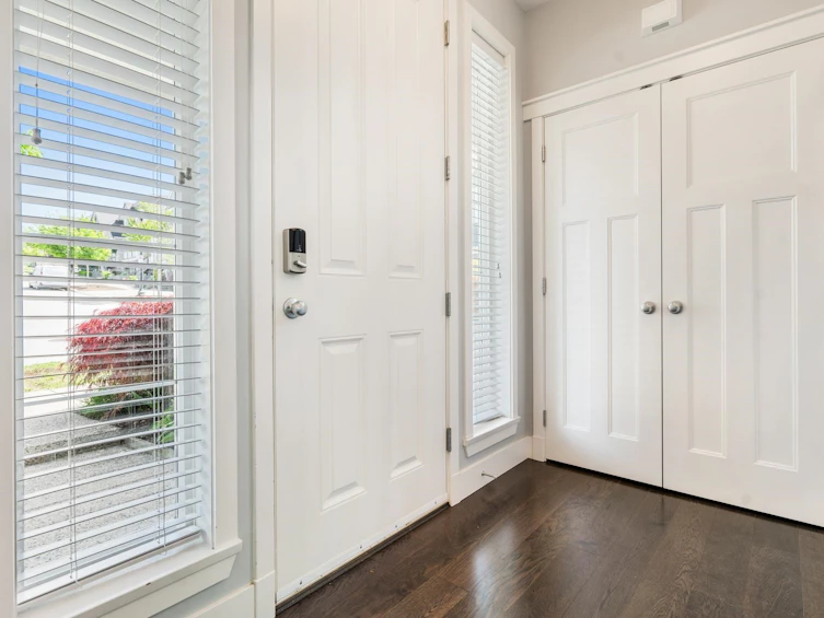 2853 160a Street, Surrey, BC, V3Z 3Y6 - 5