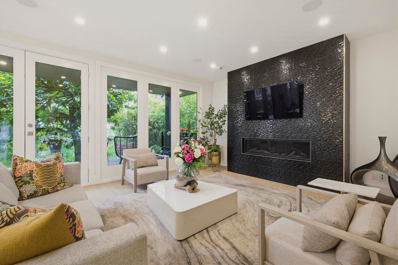 919 E 4th Street, North Vancouver, BC, V7L 1K3 - 7