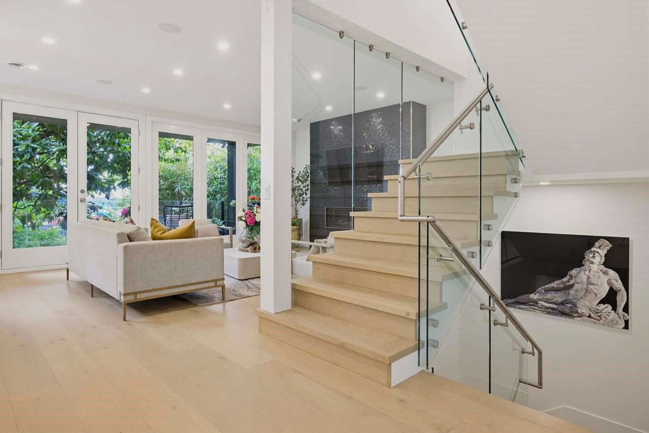 919 E 4th Street, North Vancouver, BC, V7L 1K3 - 6