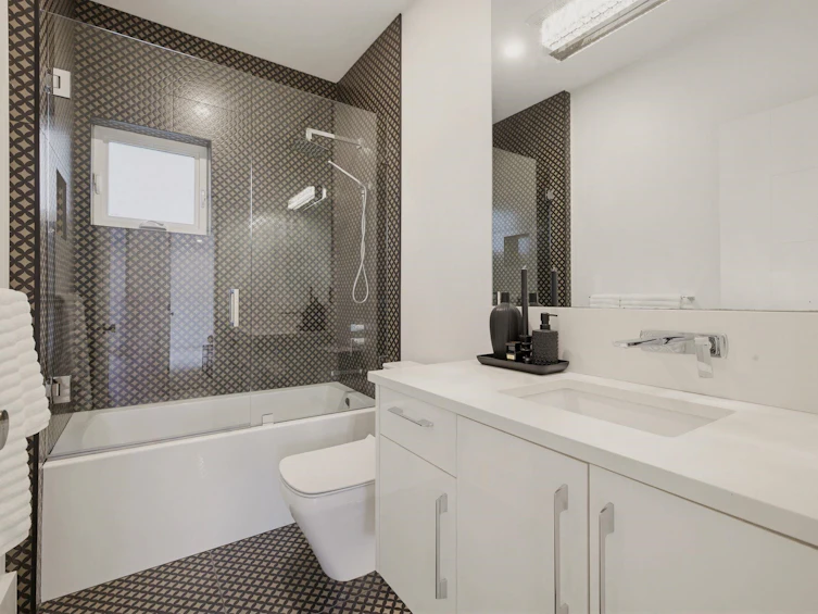 919 E 4th Street, North Vancouver, BC, V7L 1K3 - 28