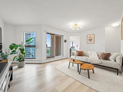 1705-612 Fifth Avenue - 2