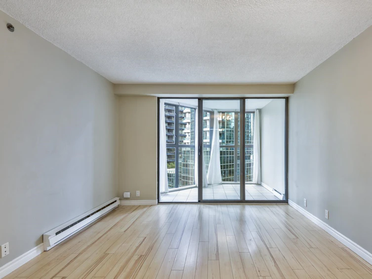 1104-789 Drake Street, Vancouver, BC, V6Z 2N7 - 2