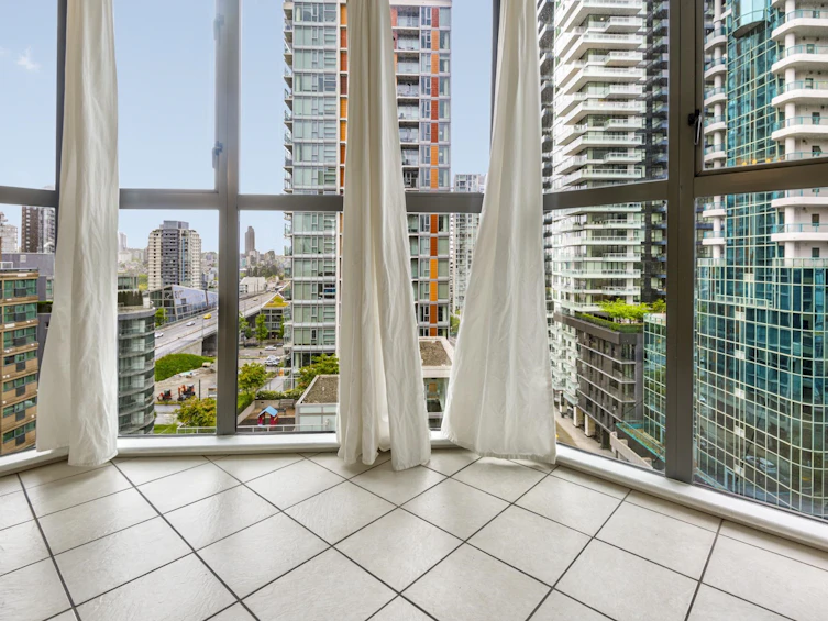1104-789 Drake Street, Vancouver, BC, V6Z 2N7 - 18
