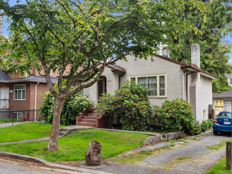 5454 Melbourne Street, Vancouver, BC, V5R 4L7 - 18