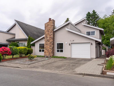 11357 Kingcome Avenue - 2