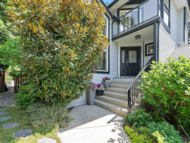 1690 Cascade Court, North Vancouver, BC, V7G 2H6 - 36