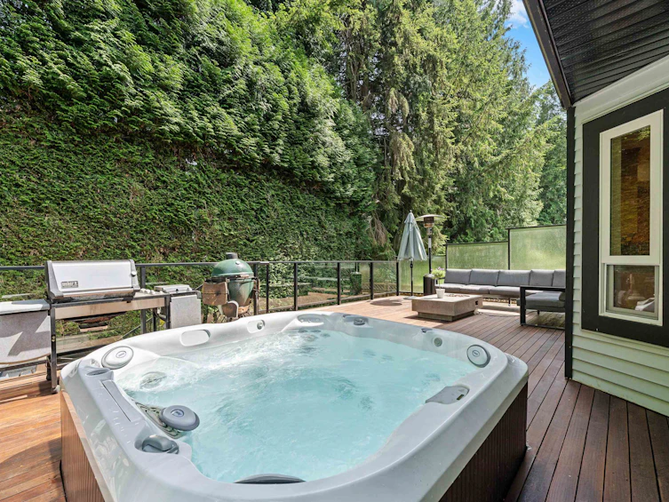 1690 Cascade Court, North Vancouver, BC, V7G 2H6 - 30