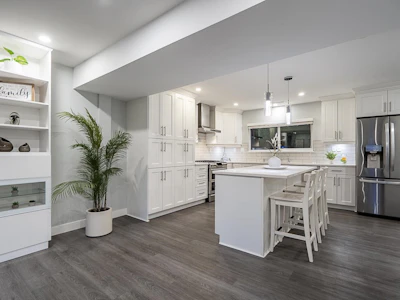 27527 31a Avenue - 3