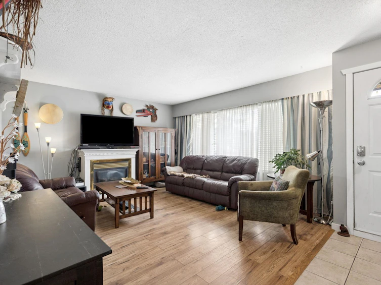 5120 59a Street, Delta, BC, V4K 3K2 - 5
