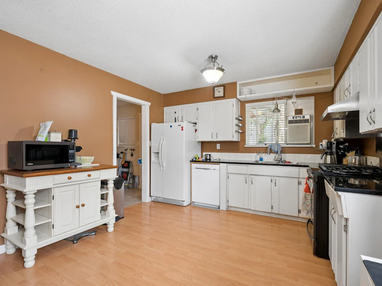 5120 59a Street, Delta, BC, V4K 3K2 - 8