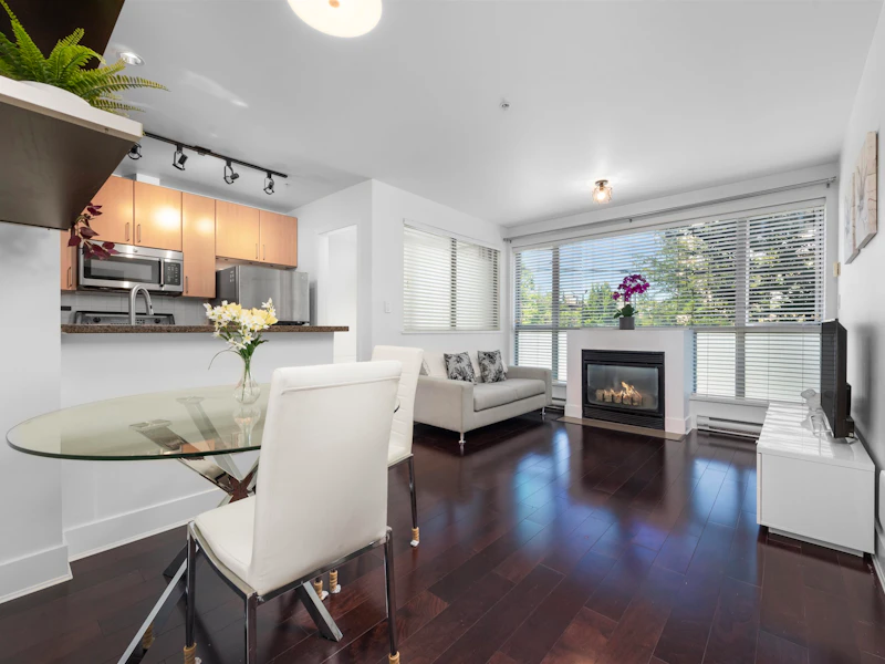 204 - 2680 Arbutus Street, Vancouver BC V6J 5L8