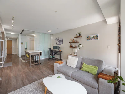 619-384 E 1st Avenue - 4